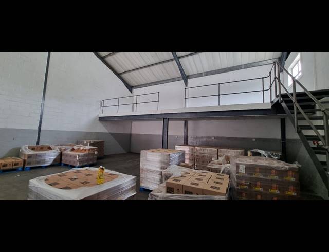 1,037M² WAREHOUSE TO LET IN AIRPORT INDUSTRIA